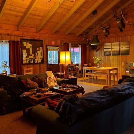 The Red Rooster Lodge คอลเทอร์วิลล์ ภายนอก รูปภาพ